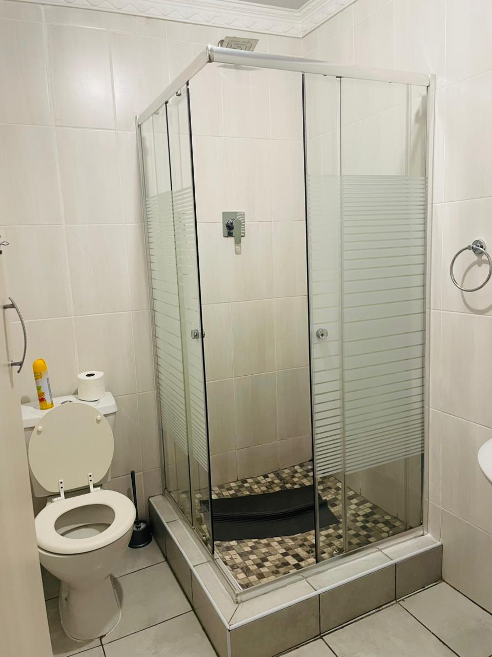 Queen Suite
